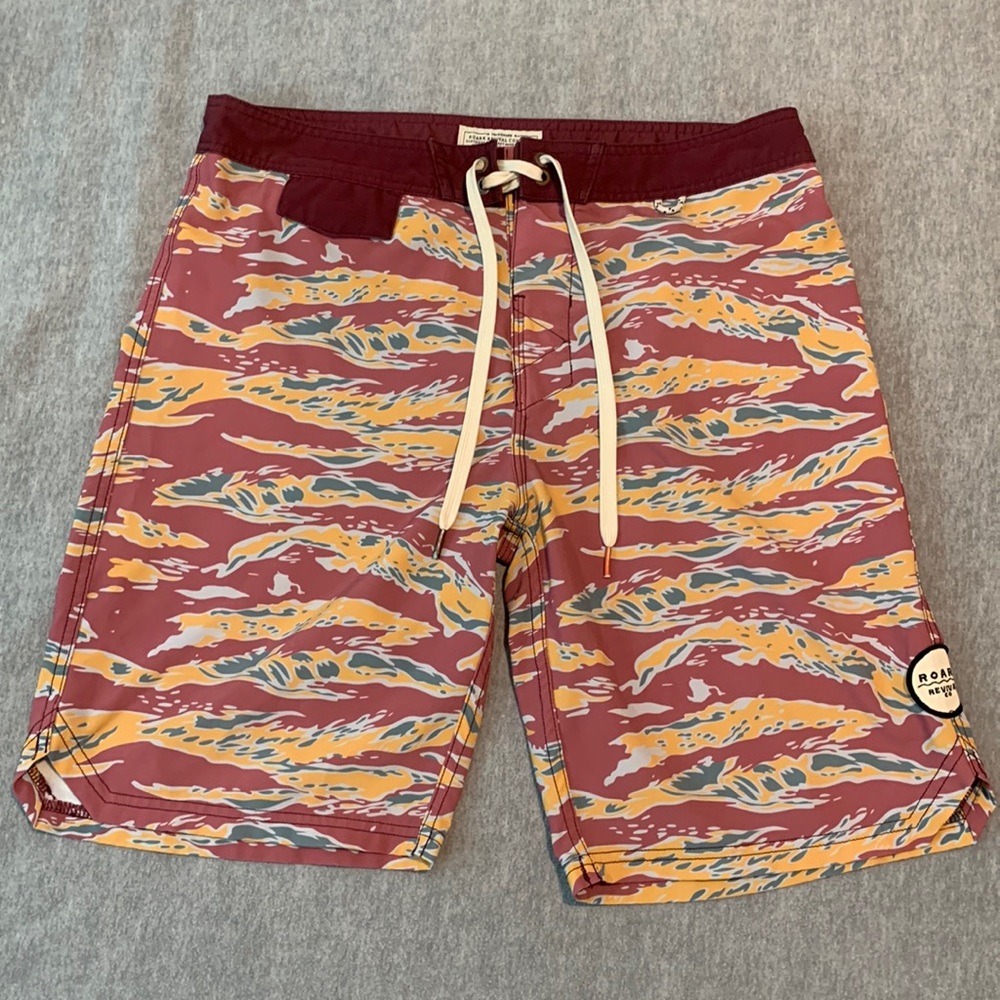 Roark Revival Co Board Shorts, Size 32